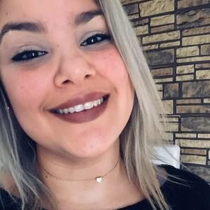 Meet your Posher, Yezenia